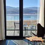 28 - Widok Na Gory I Zalew- L&hill *