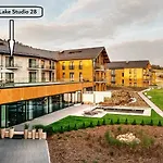 28 - Widok Na Gory I Zalew- L&hill *