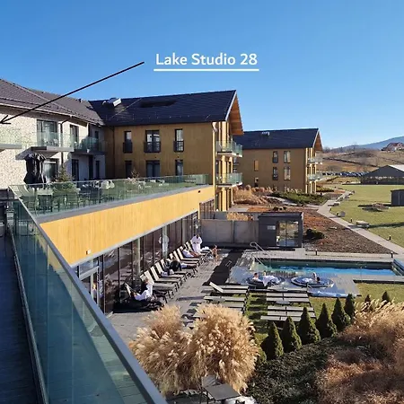 28 - Widok Na Gory I Zalew- L&hill Apartment