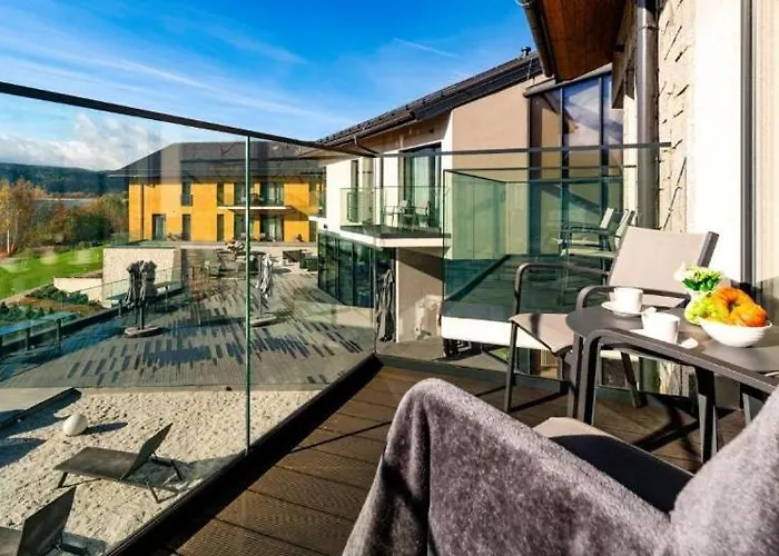 Lake Studio 28 - widok na góry i zalew- L&Hill Apartament Sosnówka